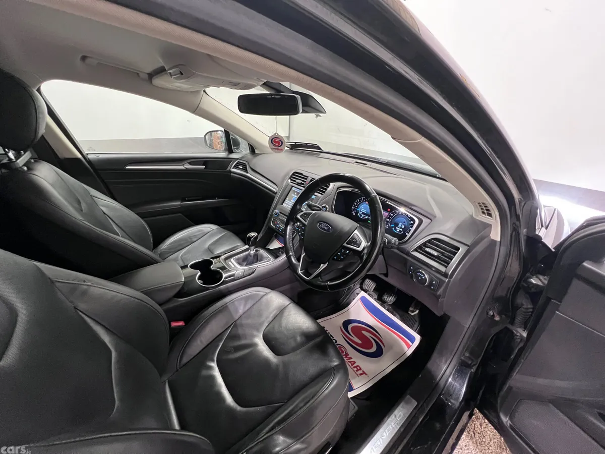 Ford Mondeo Hatchback, Diesel, 2015, Black
