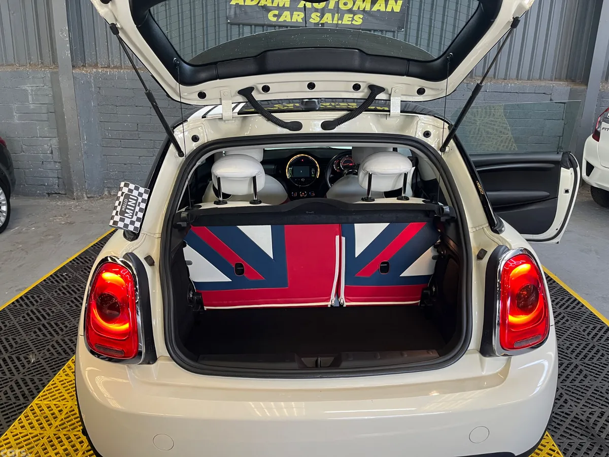 Mini Cooper Hatchback, Petrol, 2016, White