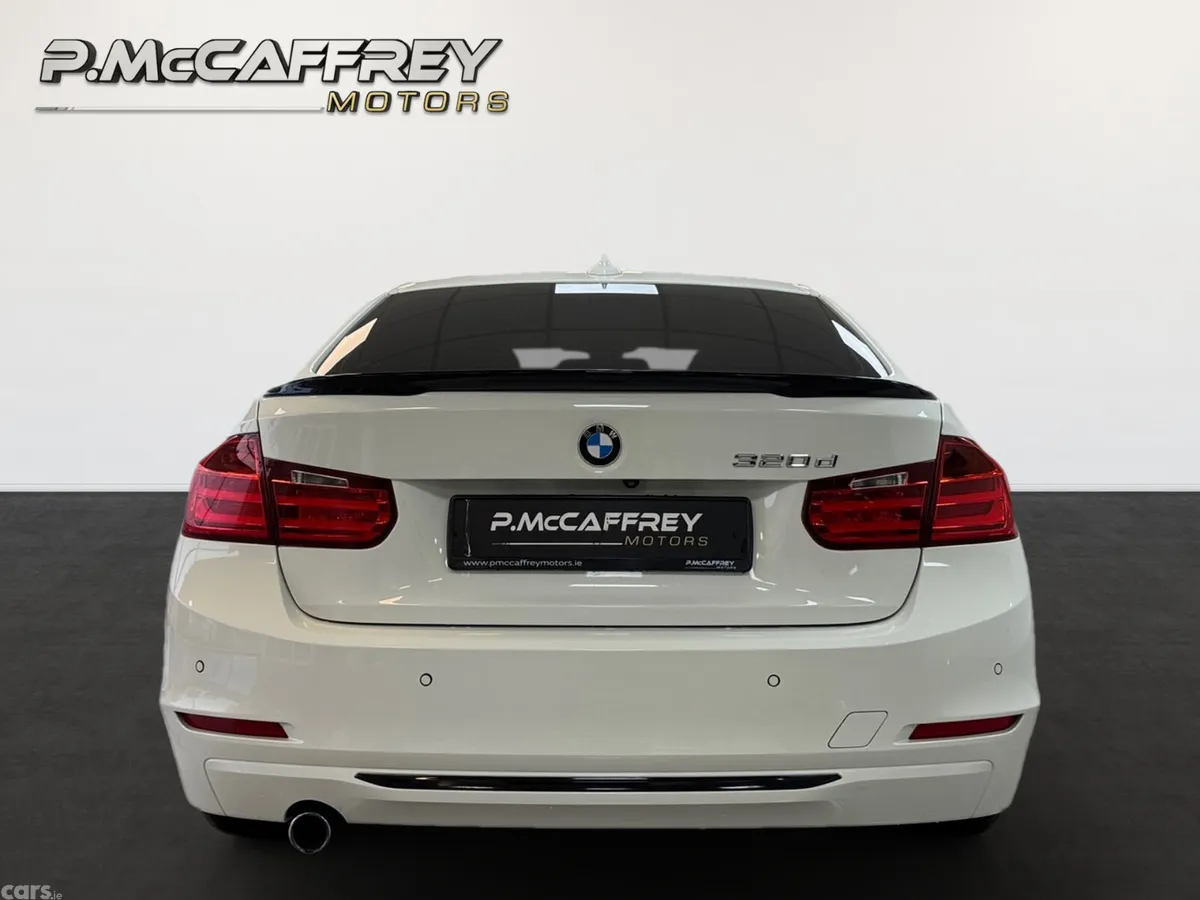 BMW 3-Series Saloon, Diesel, 2015, White