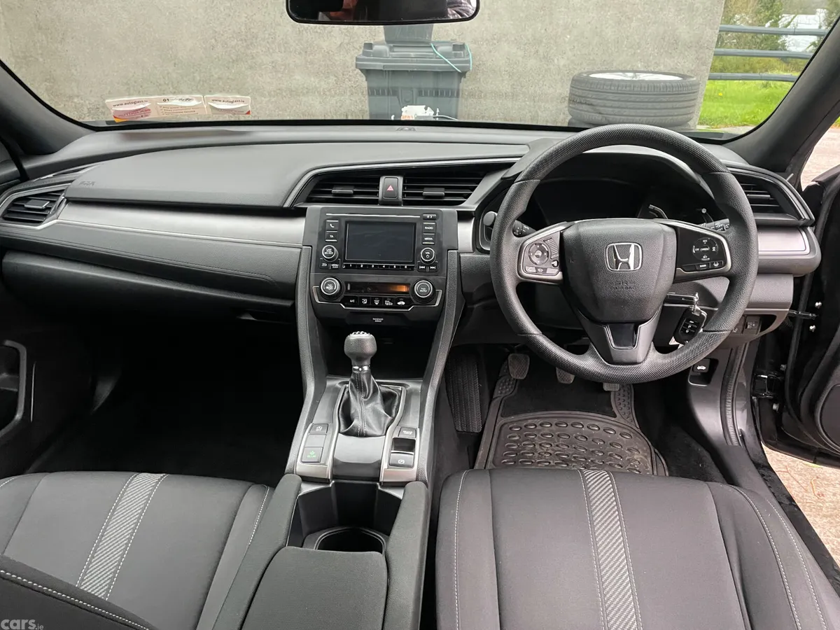 Honda Civic Hatchback, Diesel, 2018, Black