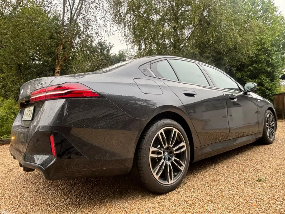 BMW 5-Series Saloon, Petrol Plug-in Hybrid, 2024, Grey