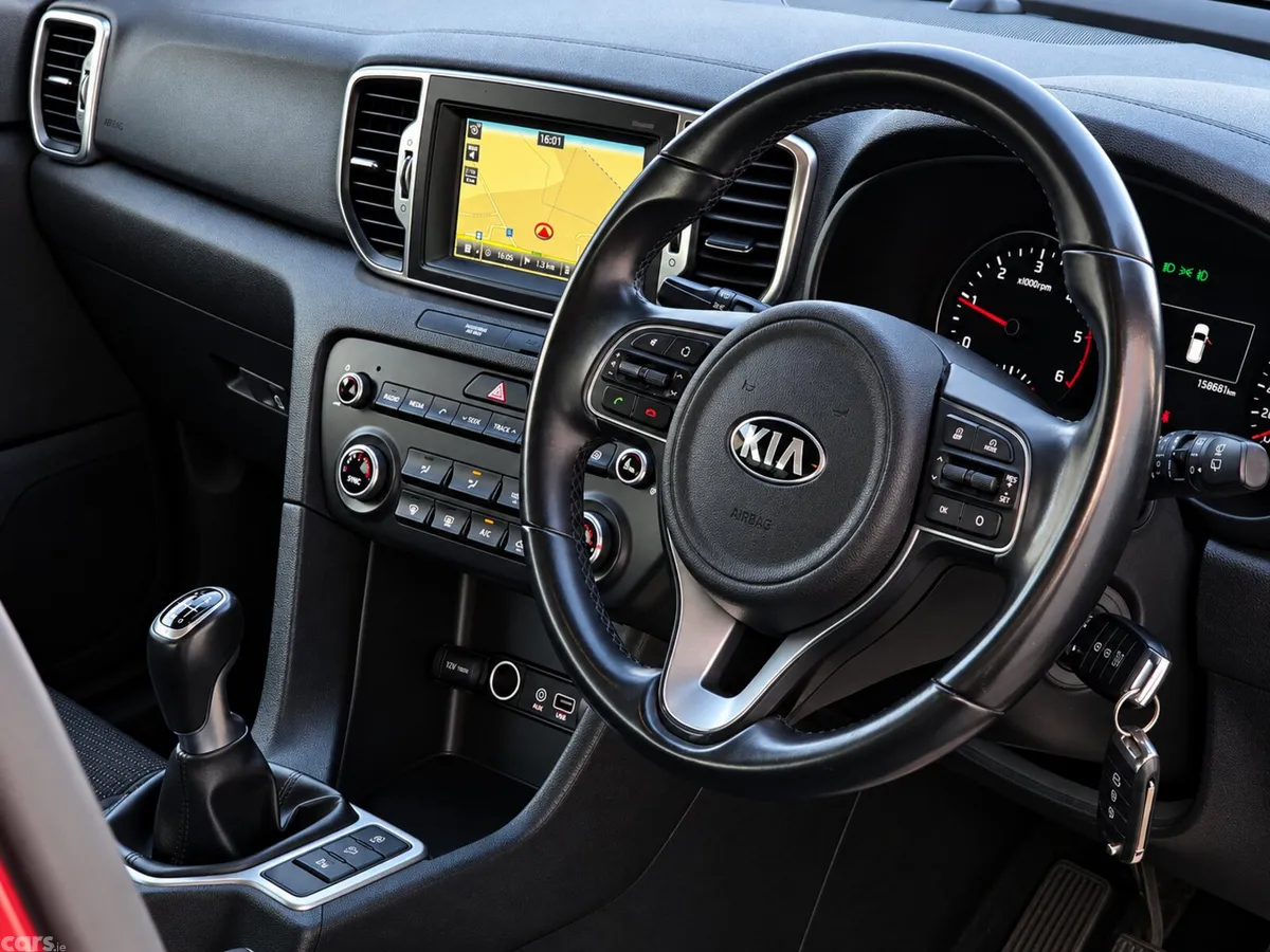Kia Sportage SUV, Diesel, 2016, Red