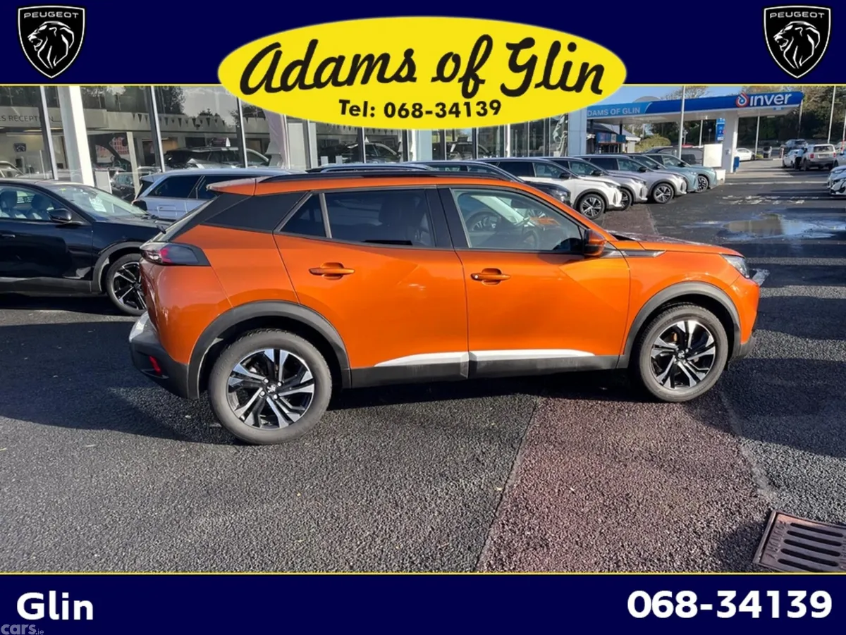 Peugeot 2008 MPV, Petrol, 2021, Orange