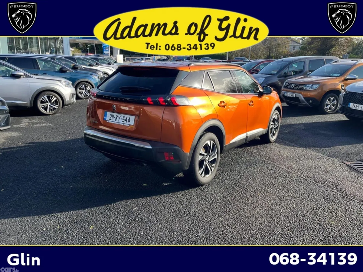 Peugeot 2008 MPV, Petrol, 2021, Orange