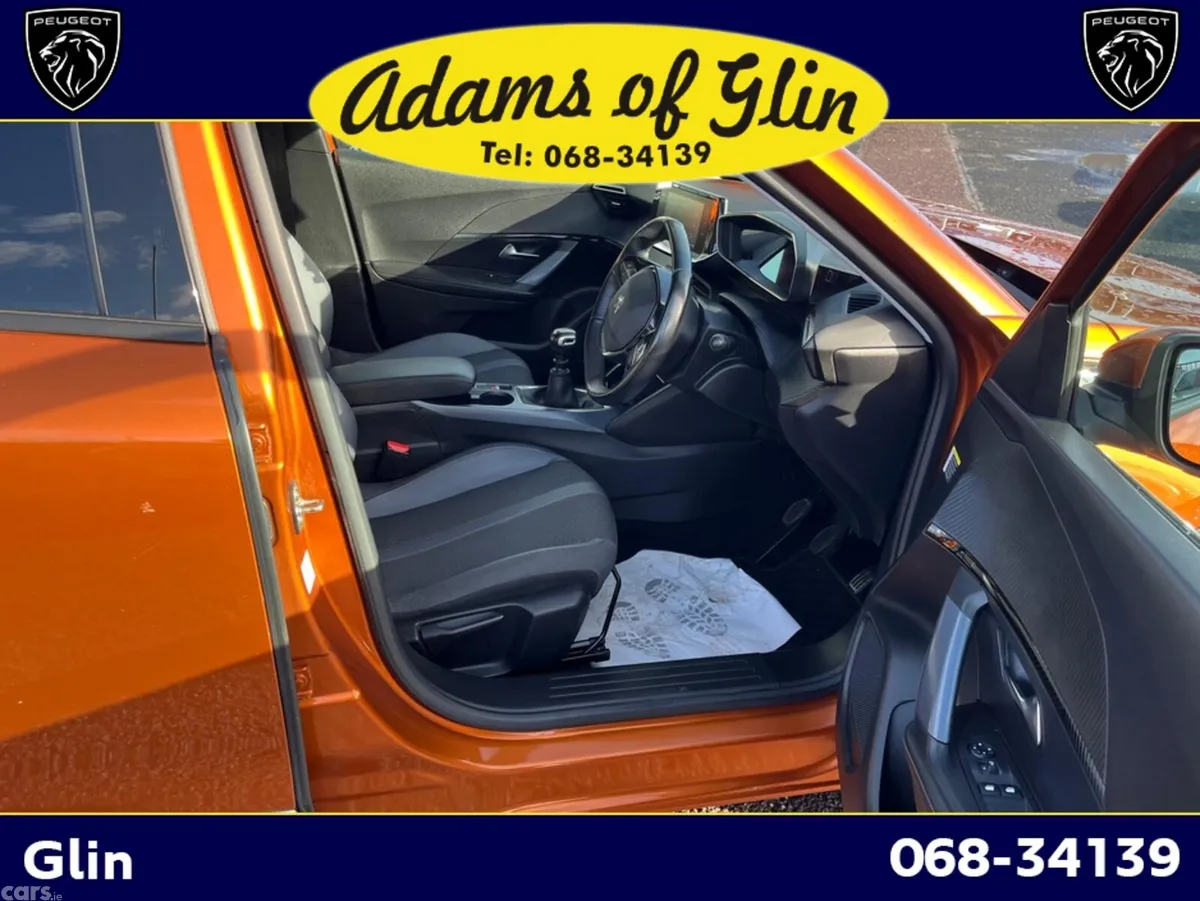 Peugeot 2008 MPV, Petrol, 2021, Orange