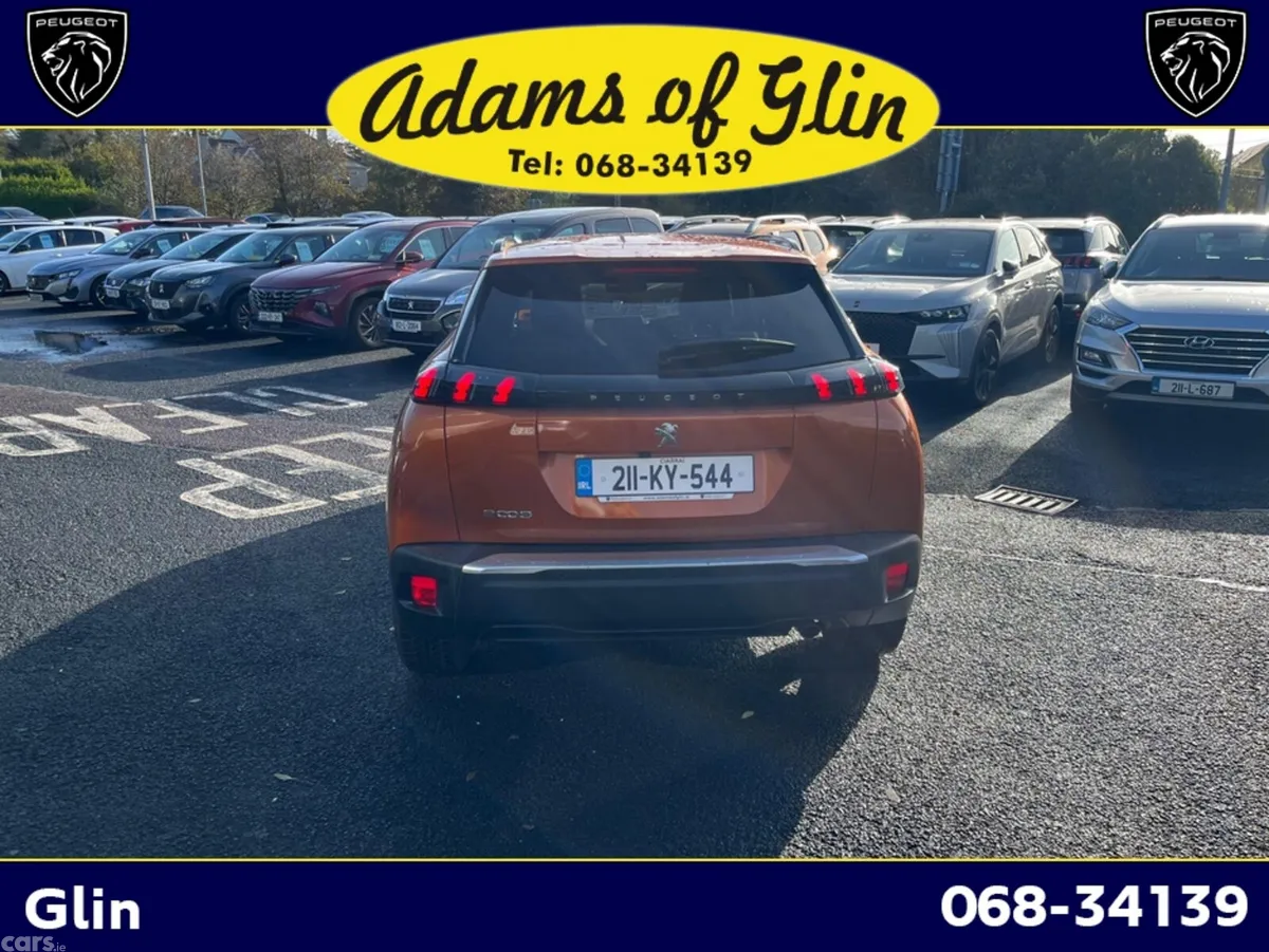 Peugeot 2008 MPV, Petrol, 2021, Orange