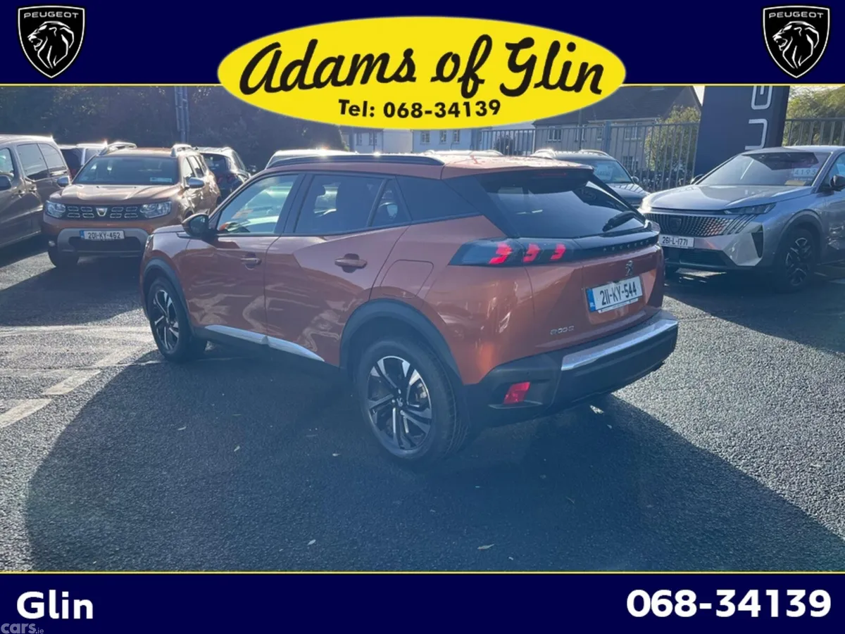 Peugeot 2008 MPV, Petrol, 2021, Orange