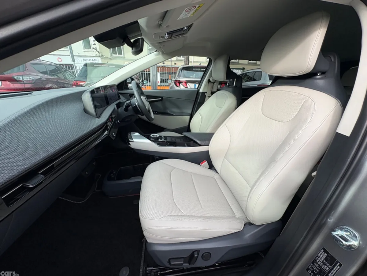 Kia EV6 Hatchback, Electric, 2024, Grey