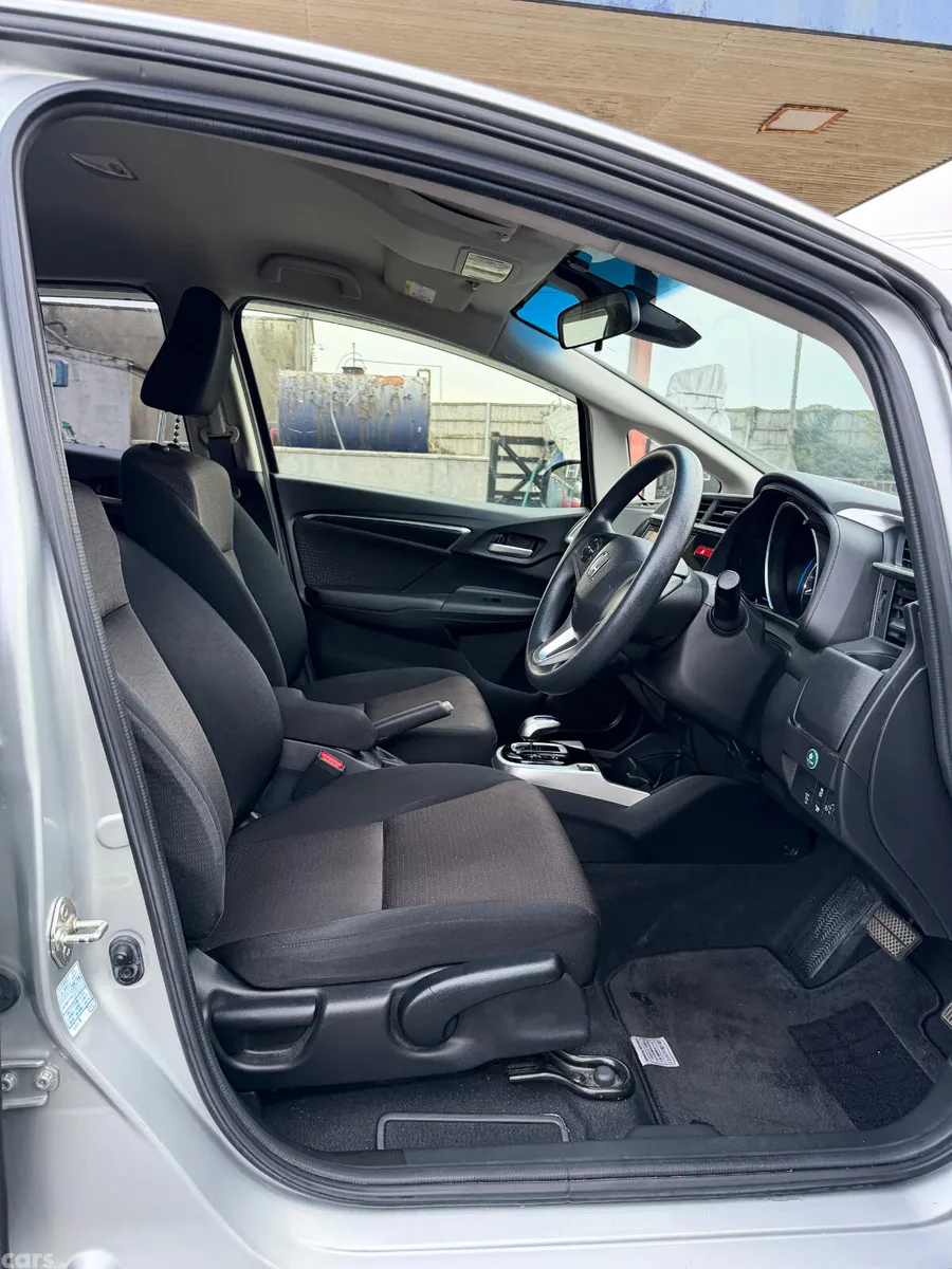Honda Fit Hatchback, Petrol Hybrid, 2015, Silver