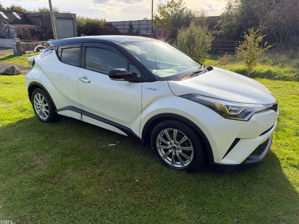 Toyota C-HR SUV, Petrol Hybrid, 2018, White