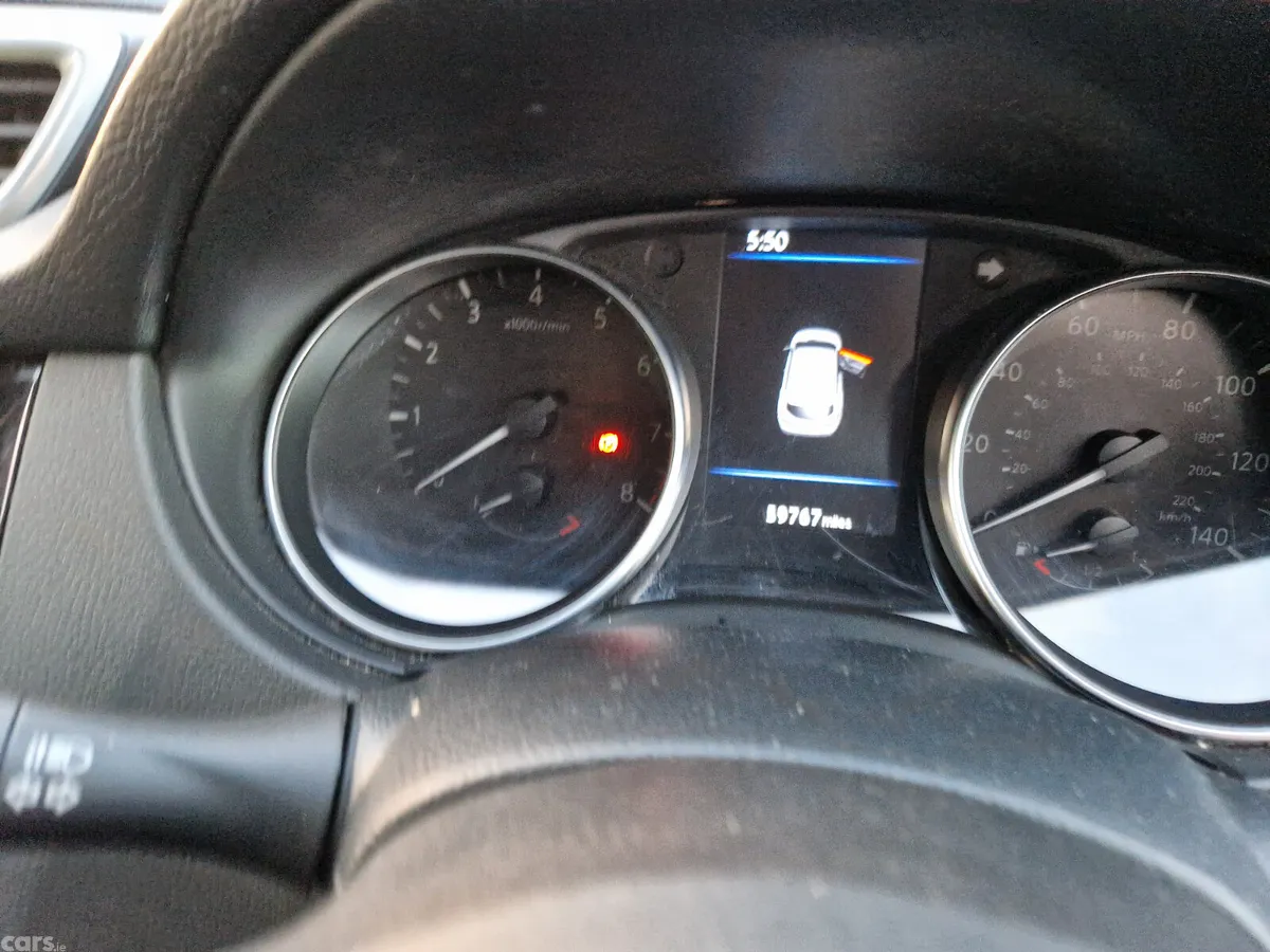 Nissan Qashqai SUV, Petrol, 2020, Red