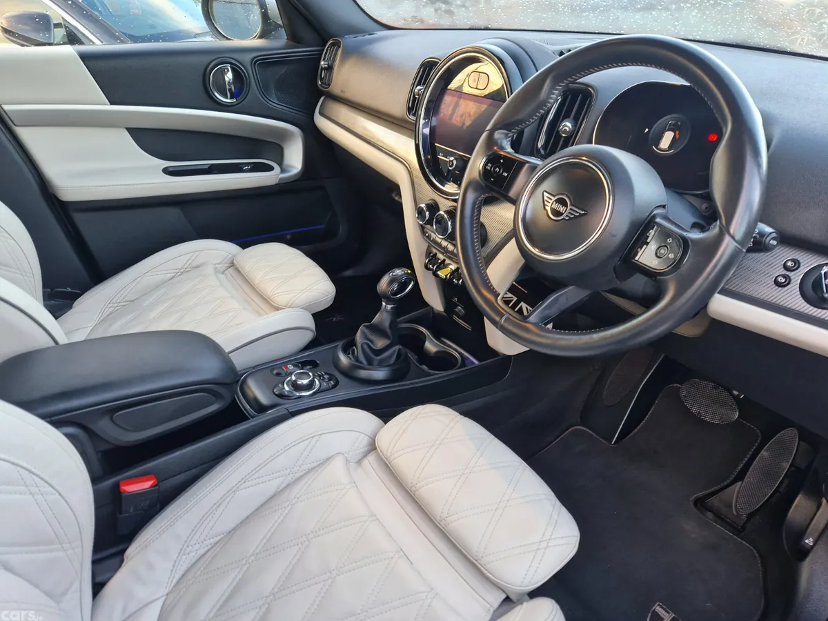 Mini Cooper SUV, Petrol Hybrid, 2022, Blue