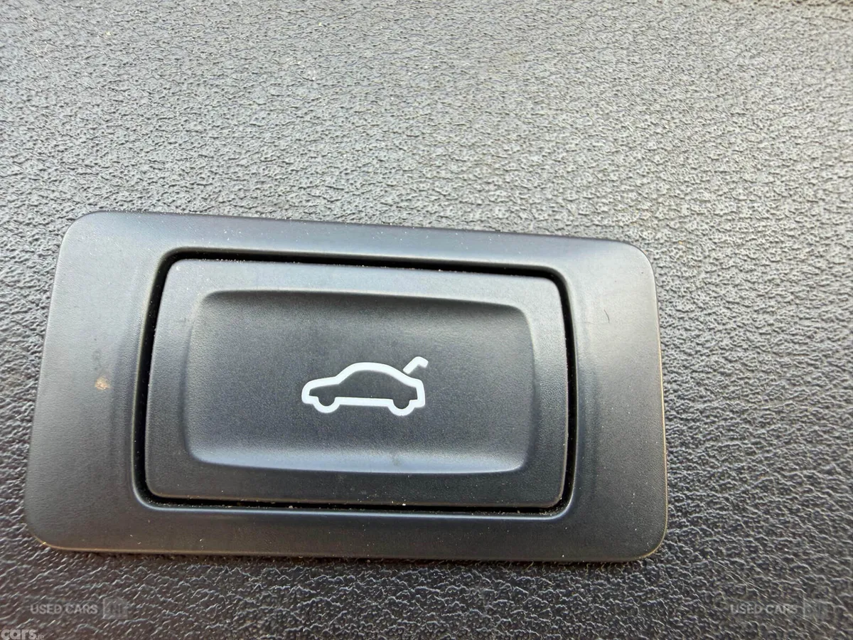 Audi A4 Estate, Diesel Hybrid, 2022, Red