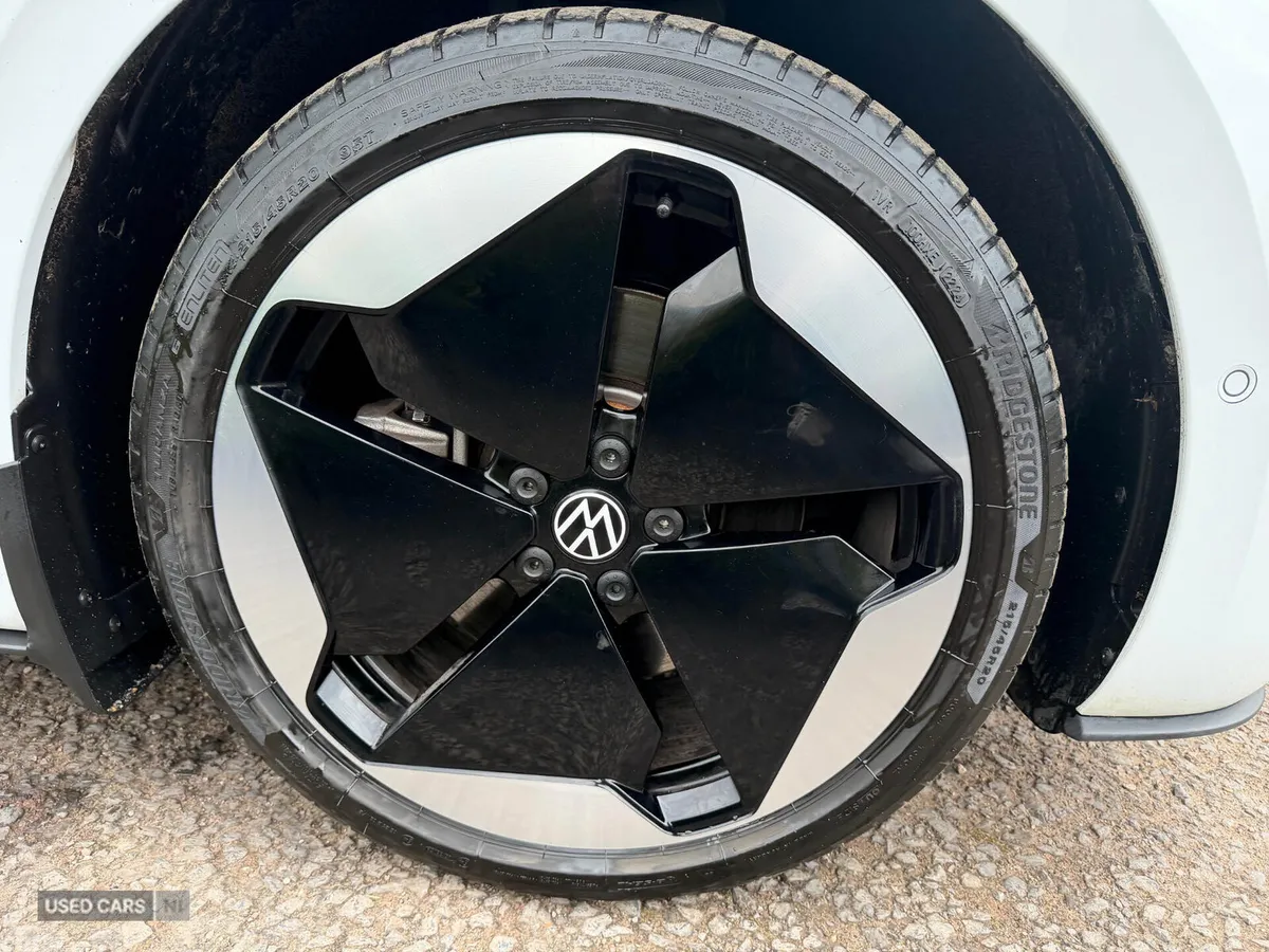 Volkswagen ID.3 Hatchback, Electric, 2024, White