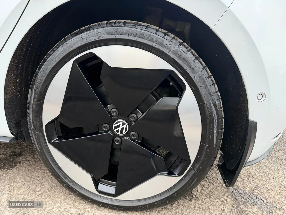 Volkswagen ID.3 Hatchback, Electric, 2024, White