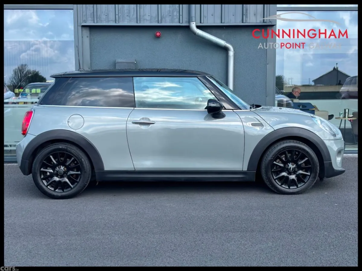 Mini Cooper Hatchback, Diesel, 2017, Grey