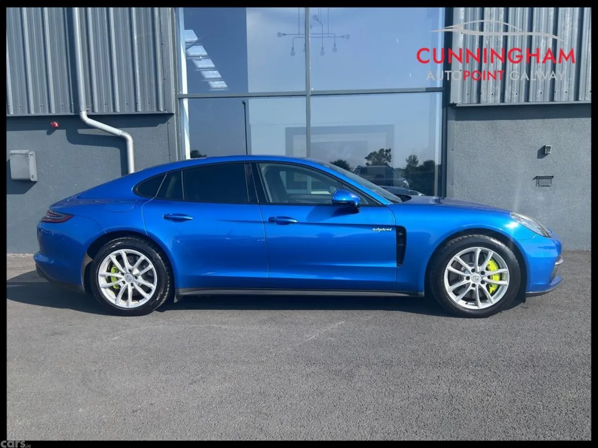 Porsche Panamera Hatchback, Petrol Plug-in Hybrid, 2018, Blue