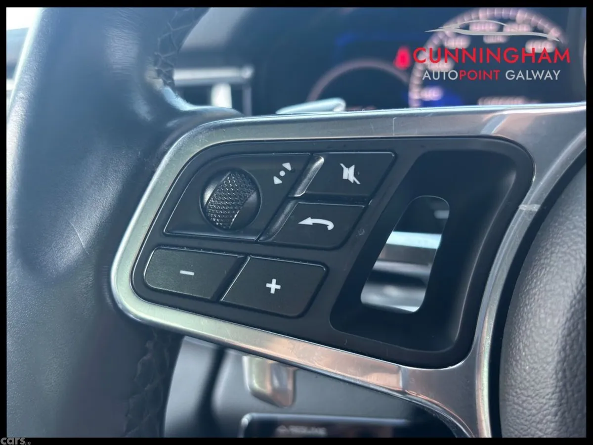 Porsche Panamera Hatchback, Petrol Plug-in Hybrid, 2018, Blue