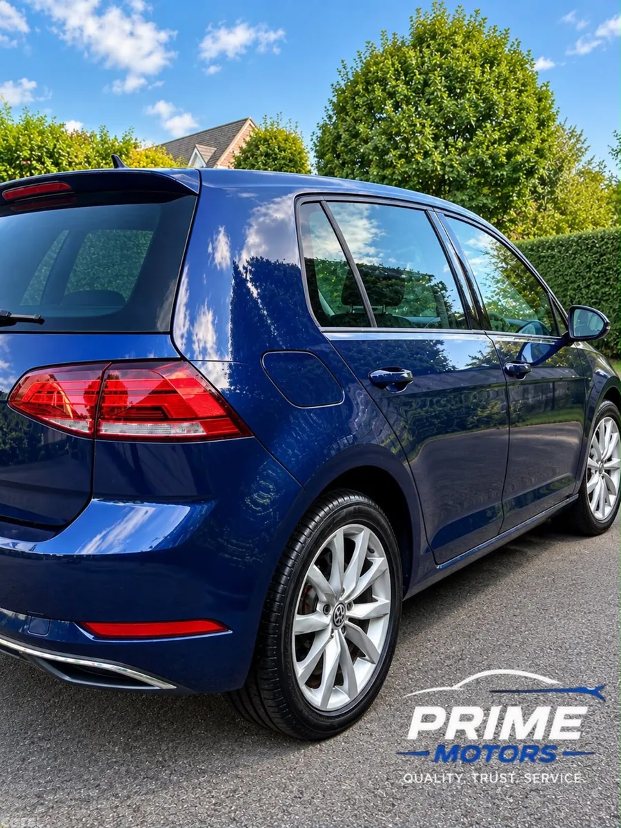 Volkswagen Golf Hatchback, Petrol, 2019, Blue