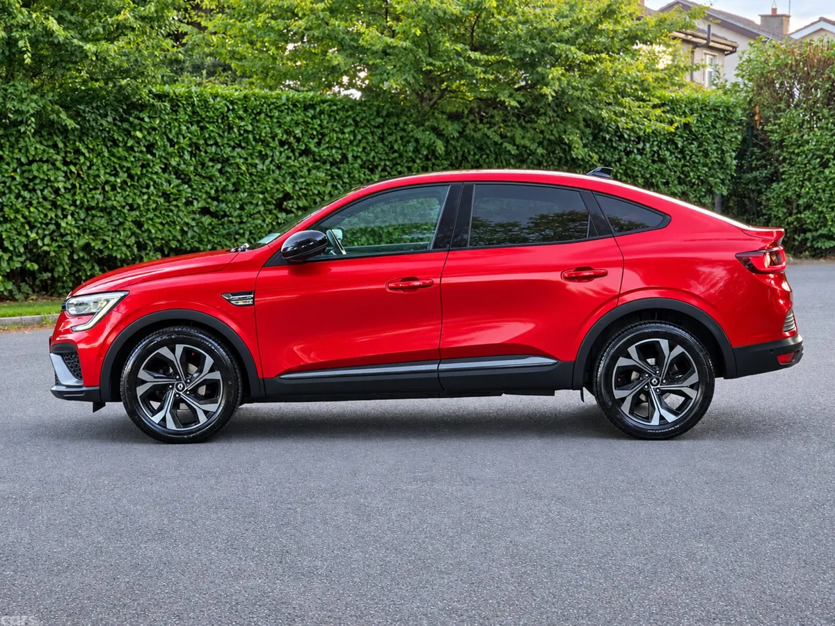 Renault Arkana Hatchback, Petrol, 2023, Red