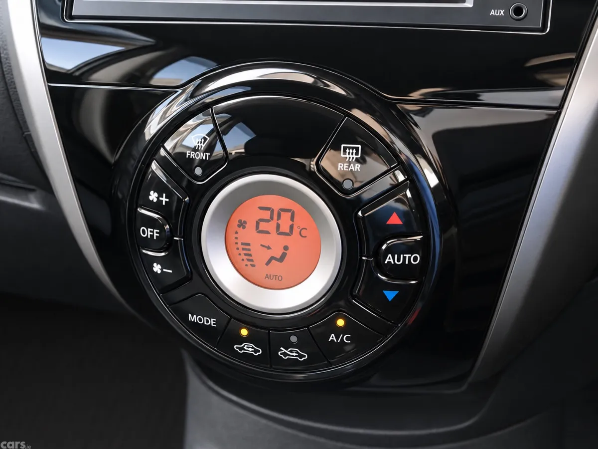 Nissan Note MPV, Petrol, 2013, Grey