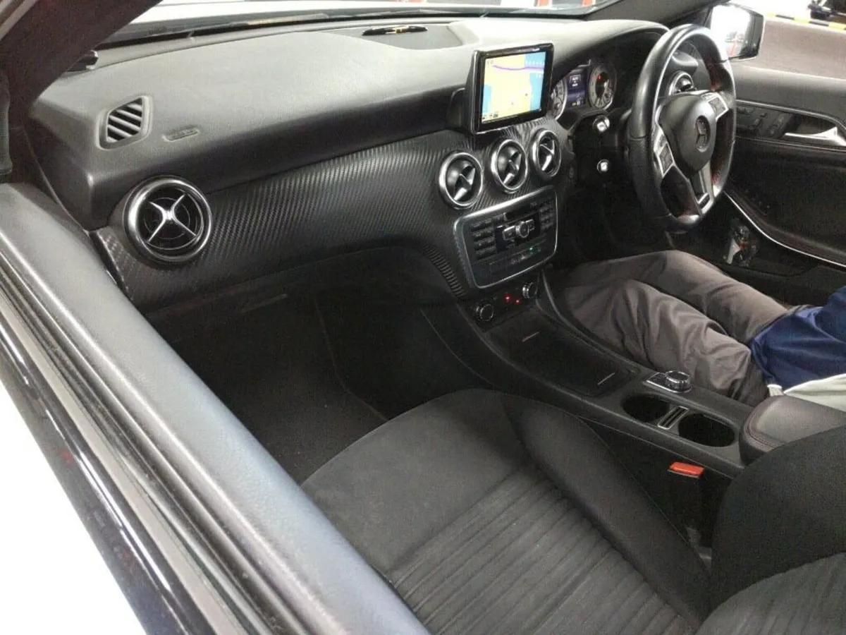 Mercedes-Benz A-Class Hatchback, Petrol, 2013, White