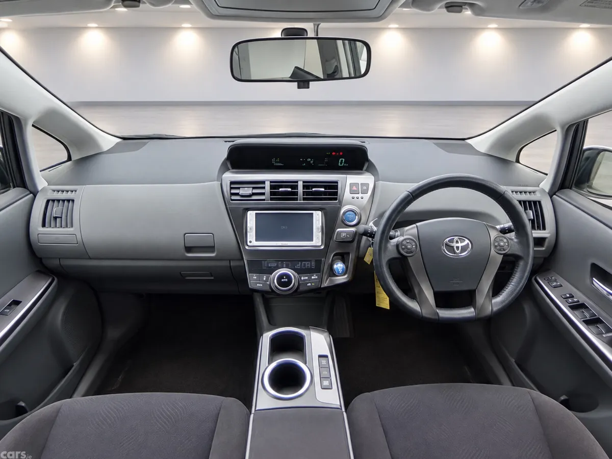 Toyota Prius MPV, Petrol Hybrid, 2013, Silver