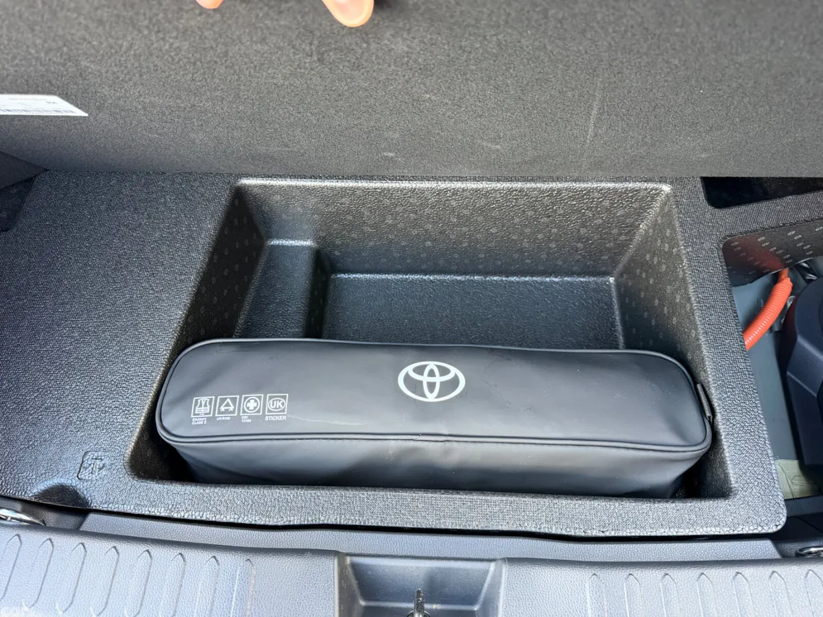 Toyota C-HR SUV, Petrol Plug-in Hybrid, 2024, Grey