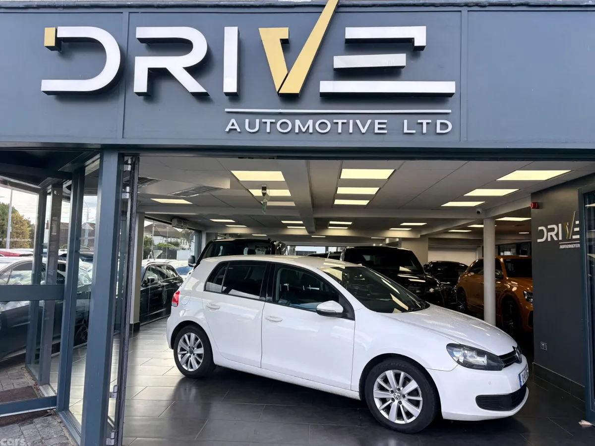 Volkswagen Golf Hatchback, Diesel, 2012, White
