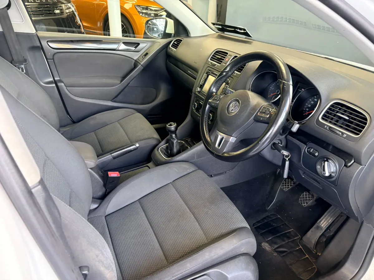 Volkswagen Golf Hatchback, Diesel, 2012, White