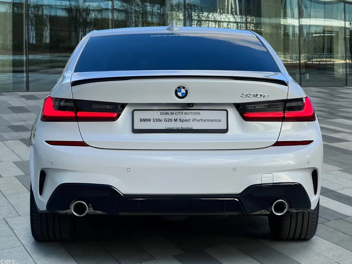 BMW 3-Series Saloon, Petrol Plug-in Hybrid, 2021, White