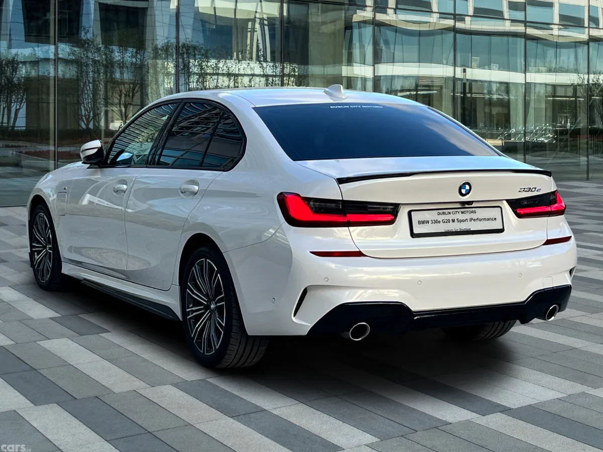 BMW 3-Series Saloon, Petrol Plug-in Hybrid, 2021, White