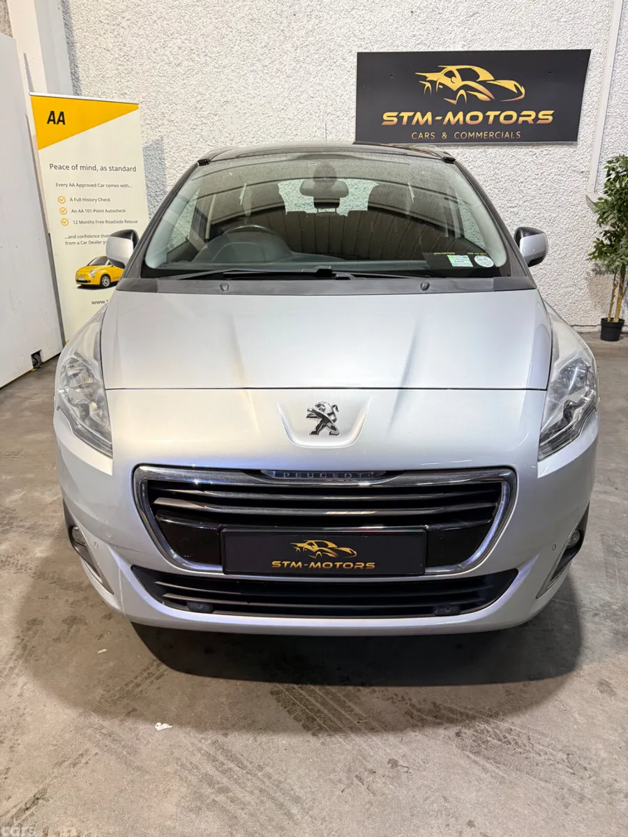 Peugeot 5008 MPV, Diesel, 2016, Grey
