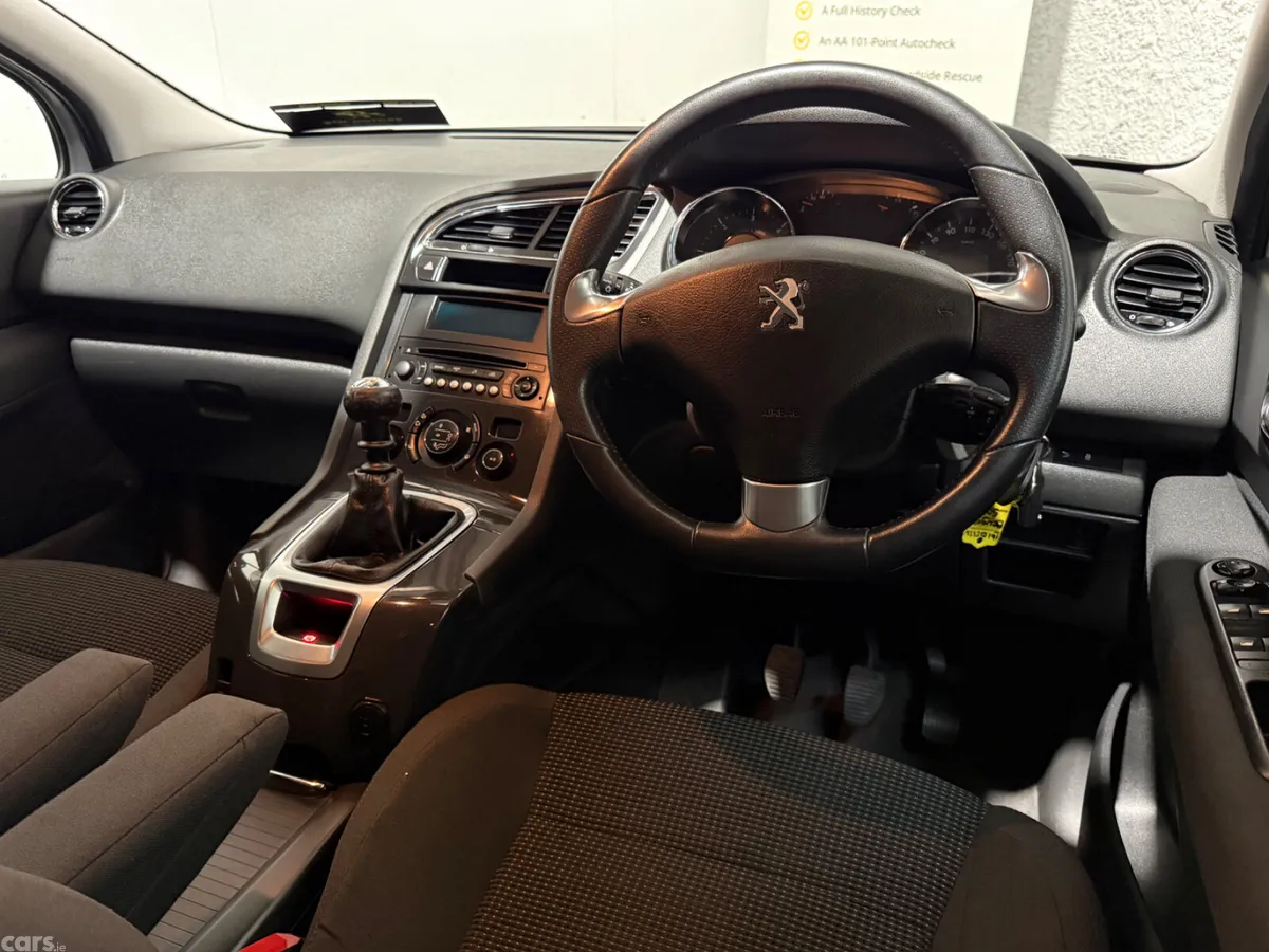 Peugeot 5008 MPV, Diesel, 2016, Grey