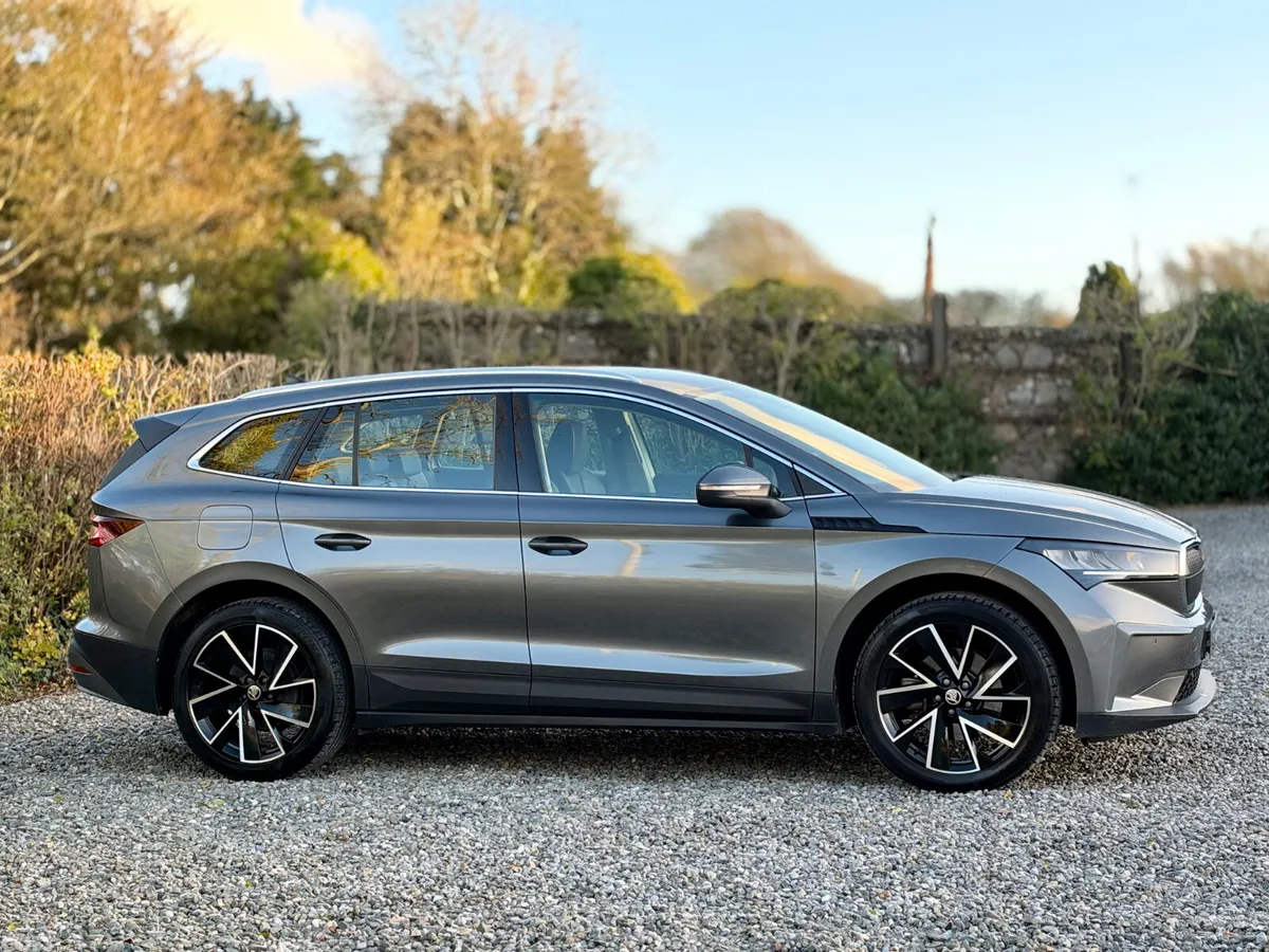 Skoda Enyaq Estate, Electric, 2023, Grey