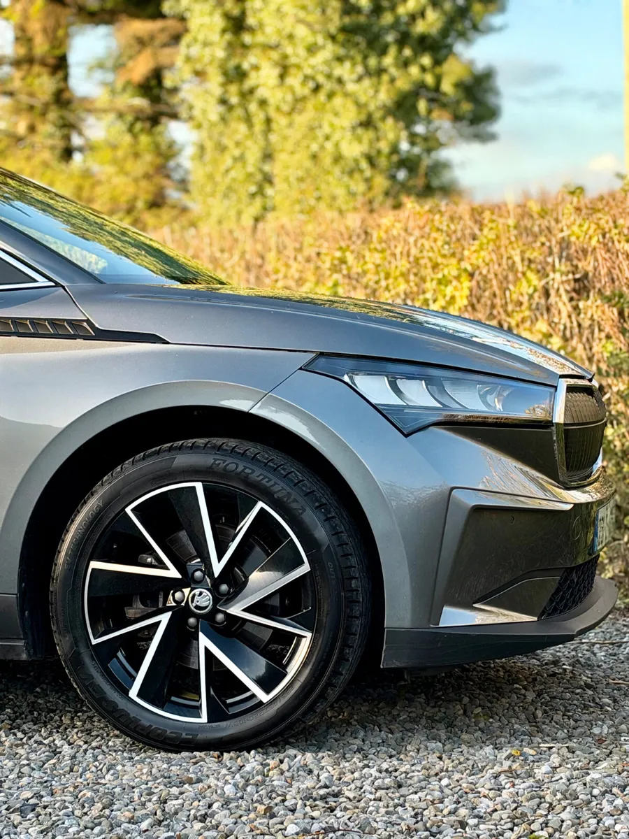 Skoda Enyaq Estate, Electric, 2023, Grey