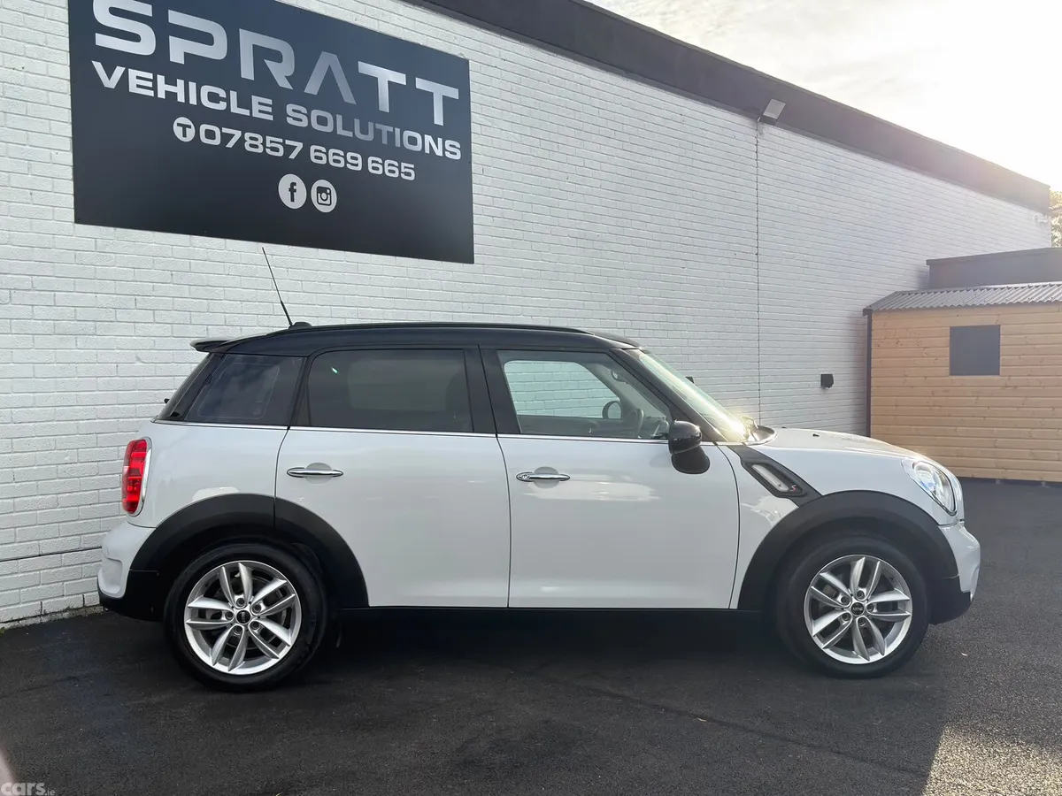 Mini Countryman SUV, Diesel, 2013, White