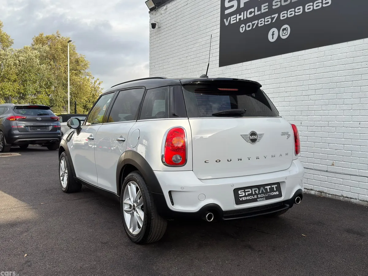Mini Countryman SUV, Diesel, 2013, White