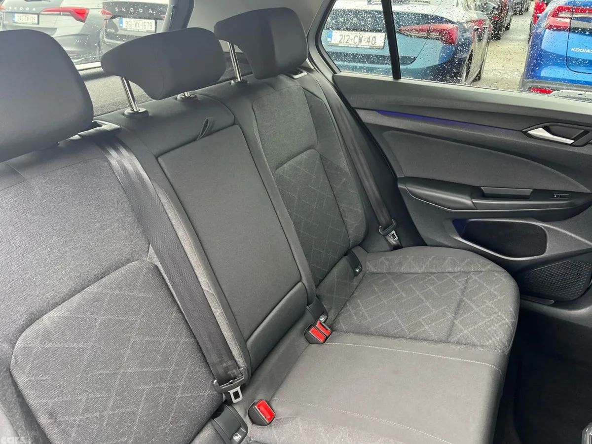 Volkswagen Golf Estate, Diesel, 2024, Silver