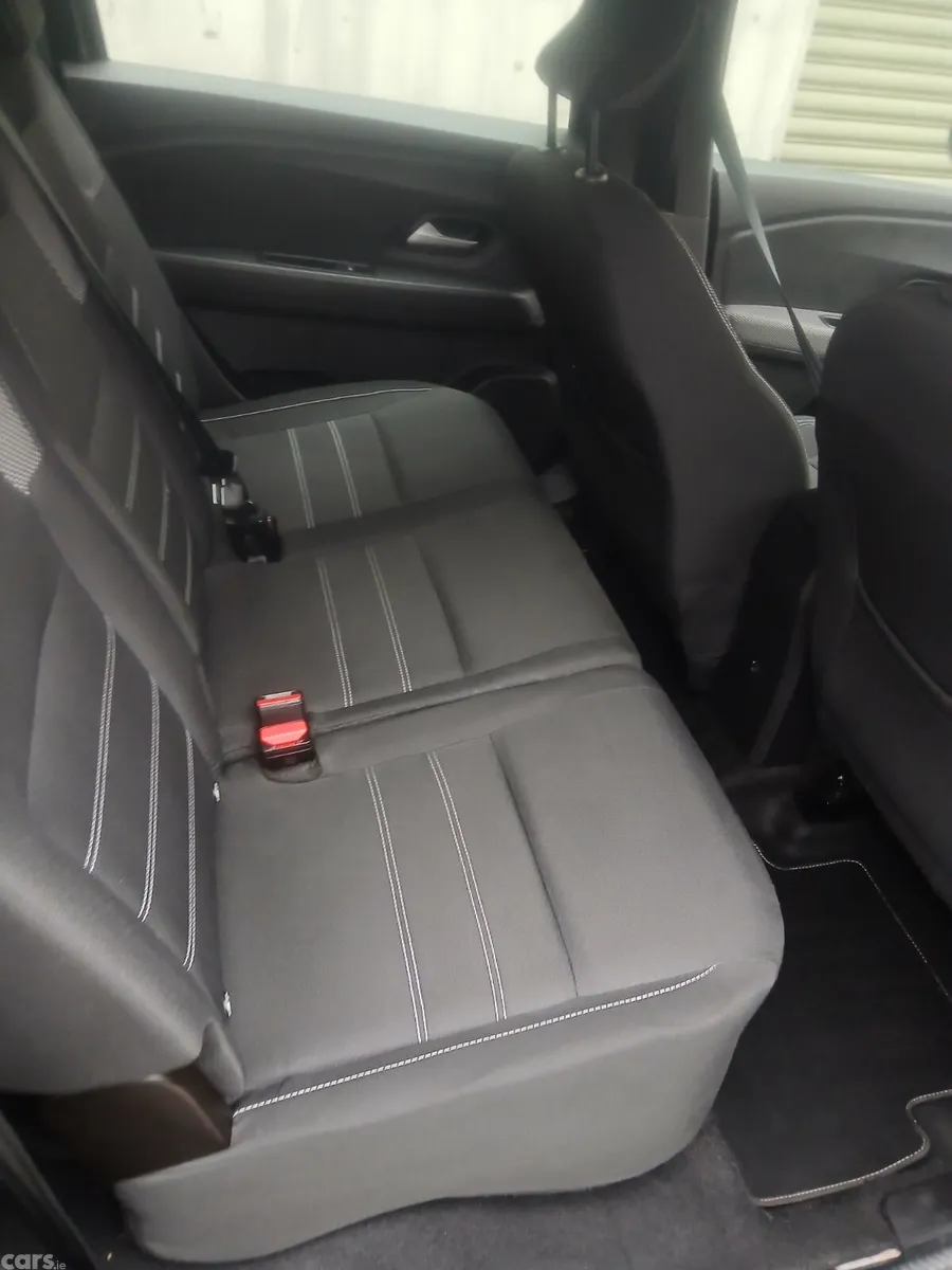 Dacia Jogger MPV, Petrol, 2023, Black