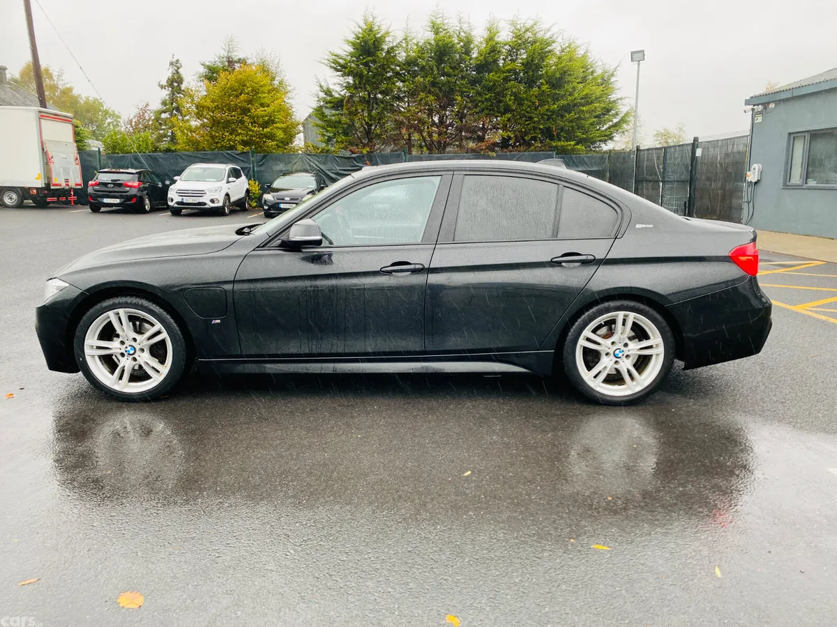 BMW 3-Series Saloon, Petrol Plug-in Hybrid, 2018, Black