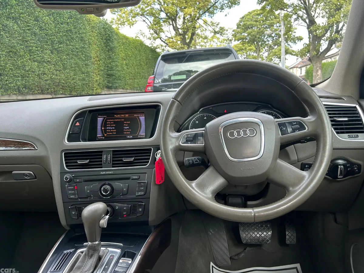 Audi Q5 SUV, Diesel, 2010, Grey
