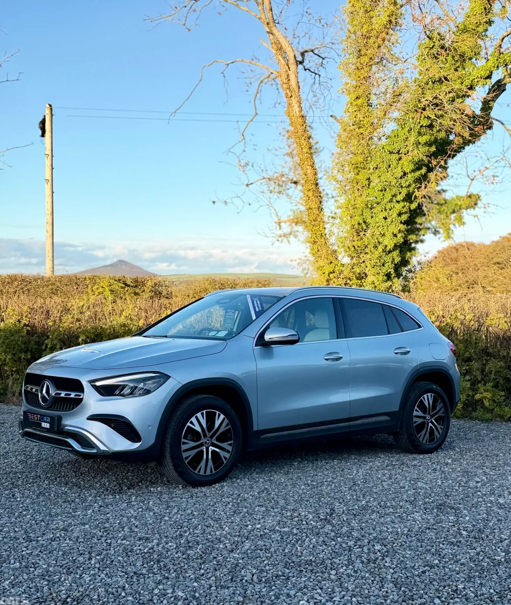 Mercedes-Benz GLA SUV, Petrol Hybrid, 2024, Grey