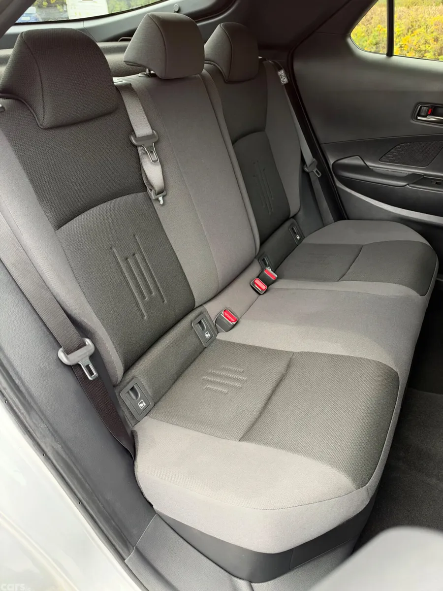 Toyota C-HR Hatchback, Petrol Hybrid, 2025, Grey