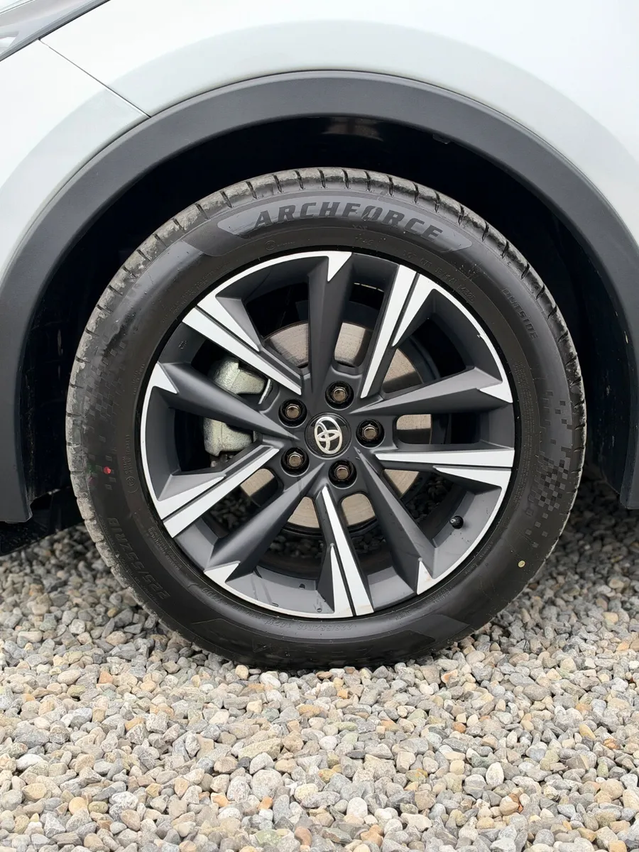 Toyota C-HR Hatchback, Petrol Hybrid, 2025, Grey