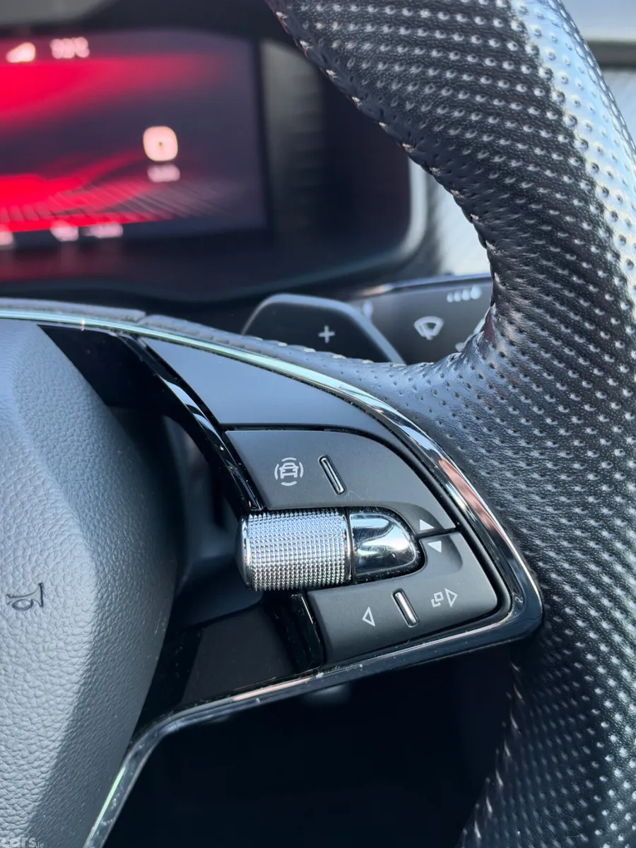 Skoda Kodiaq SUV, Diesel, 2024, Grey