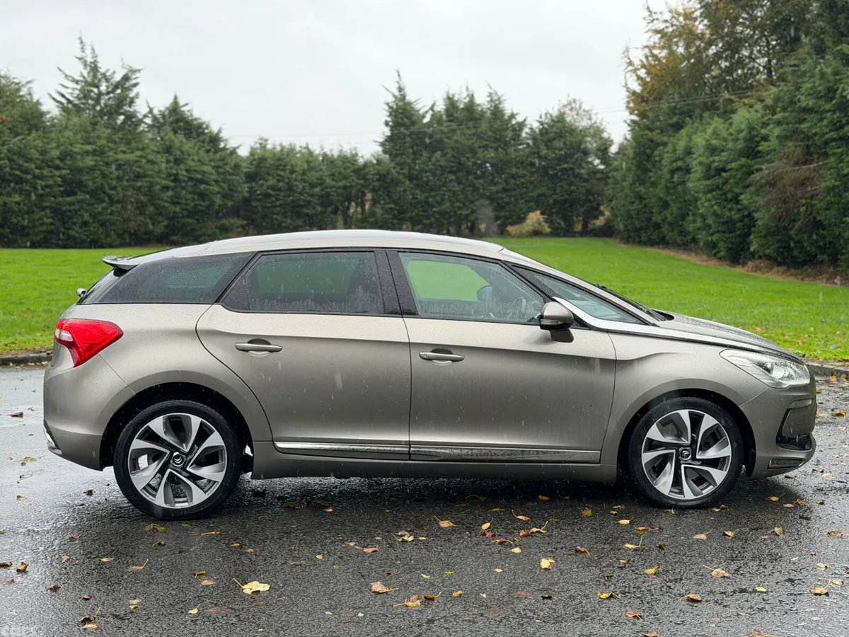 Citroen DS 5 Hatchback, Diesel, 2013, Grey