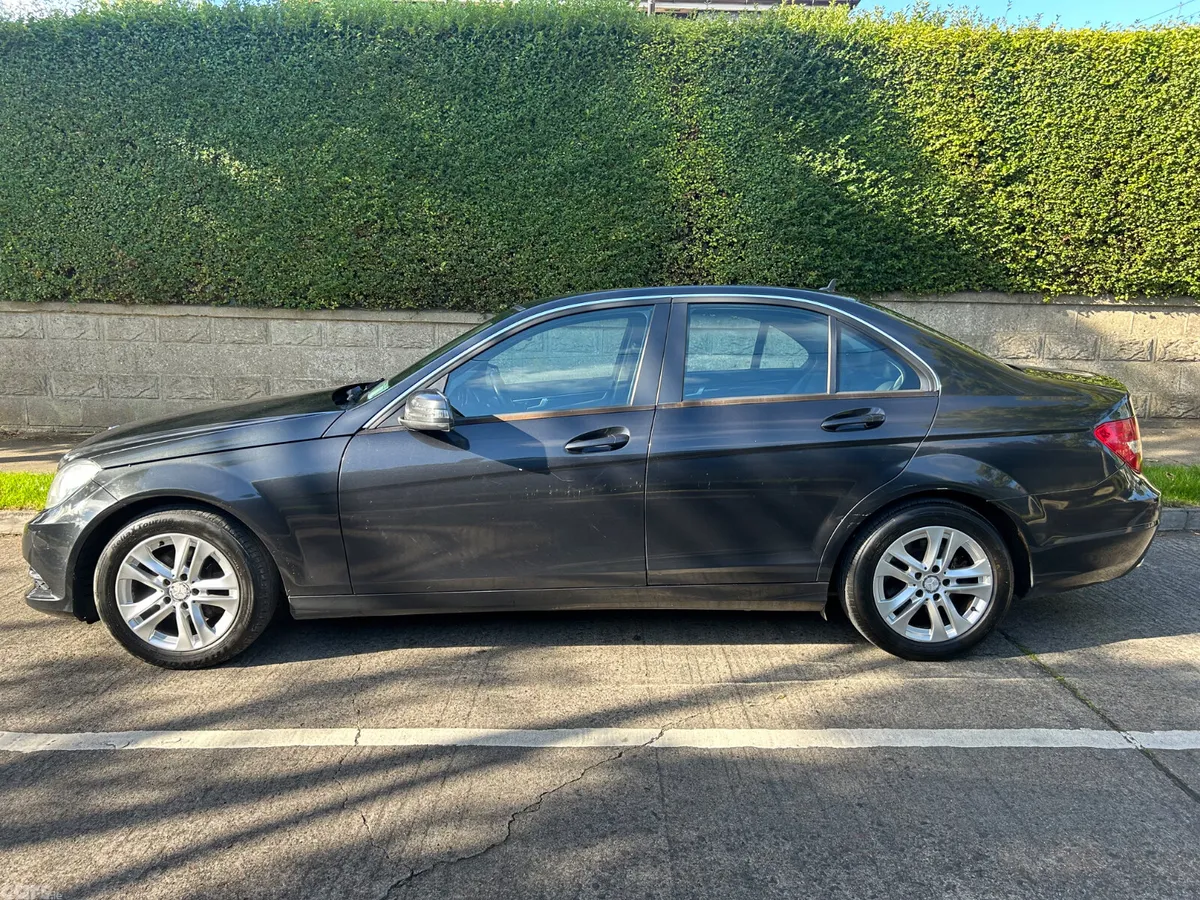 Mercedes-Benz C-Class Saloon, Diesel, 2013, Black