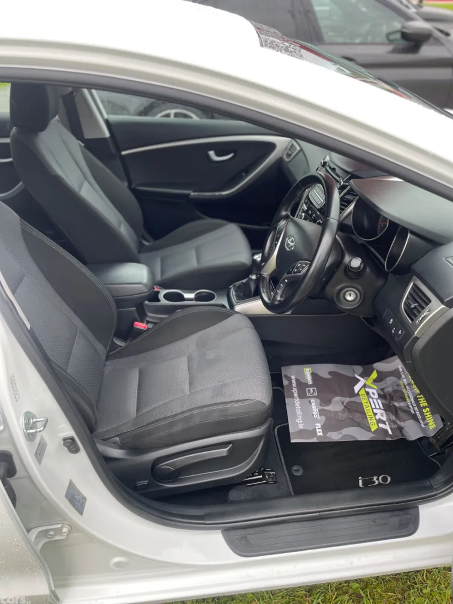 Hyundai i30 Hatchback, Diesel, 2015, White