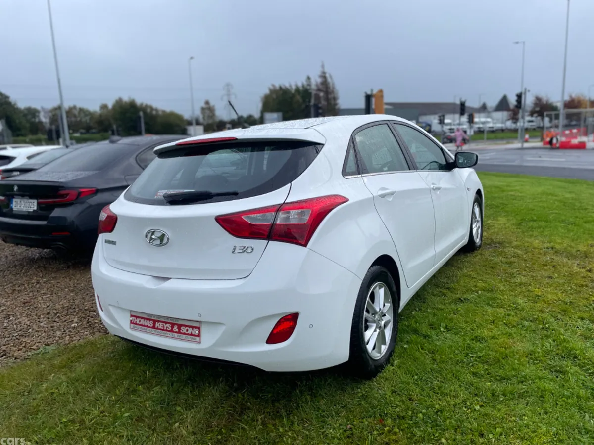 Hyundai i30 Hatchback, Diesel, 2015, White